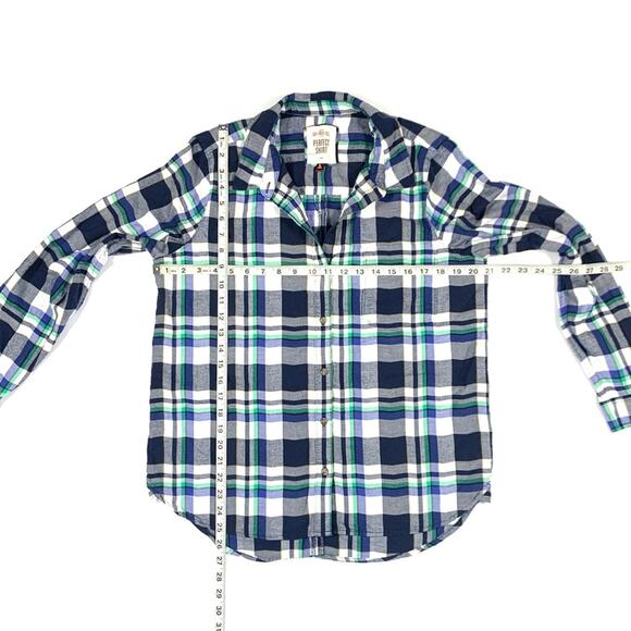 Plaid Flannel Button Down Long Sleeve Shirt - Picture 9 of 12